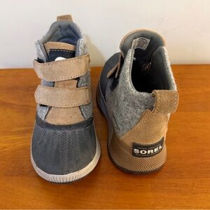 Sorel Out N About size 12